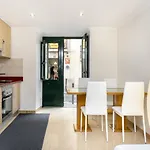 WHome | Modern Alfama Studio